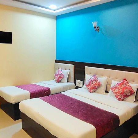 Hotel Golden Galaxy - Santacruz East Mumbai Kültér fotó