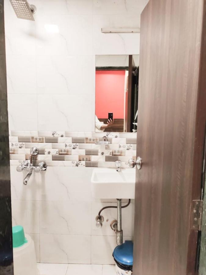Hotel Golden Galaxy - Santacruz East Mumbai Kültér fotó